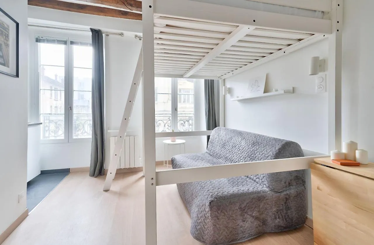 Lejlighed Pretty Mezzanine Studio In The Heart Of Paris