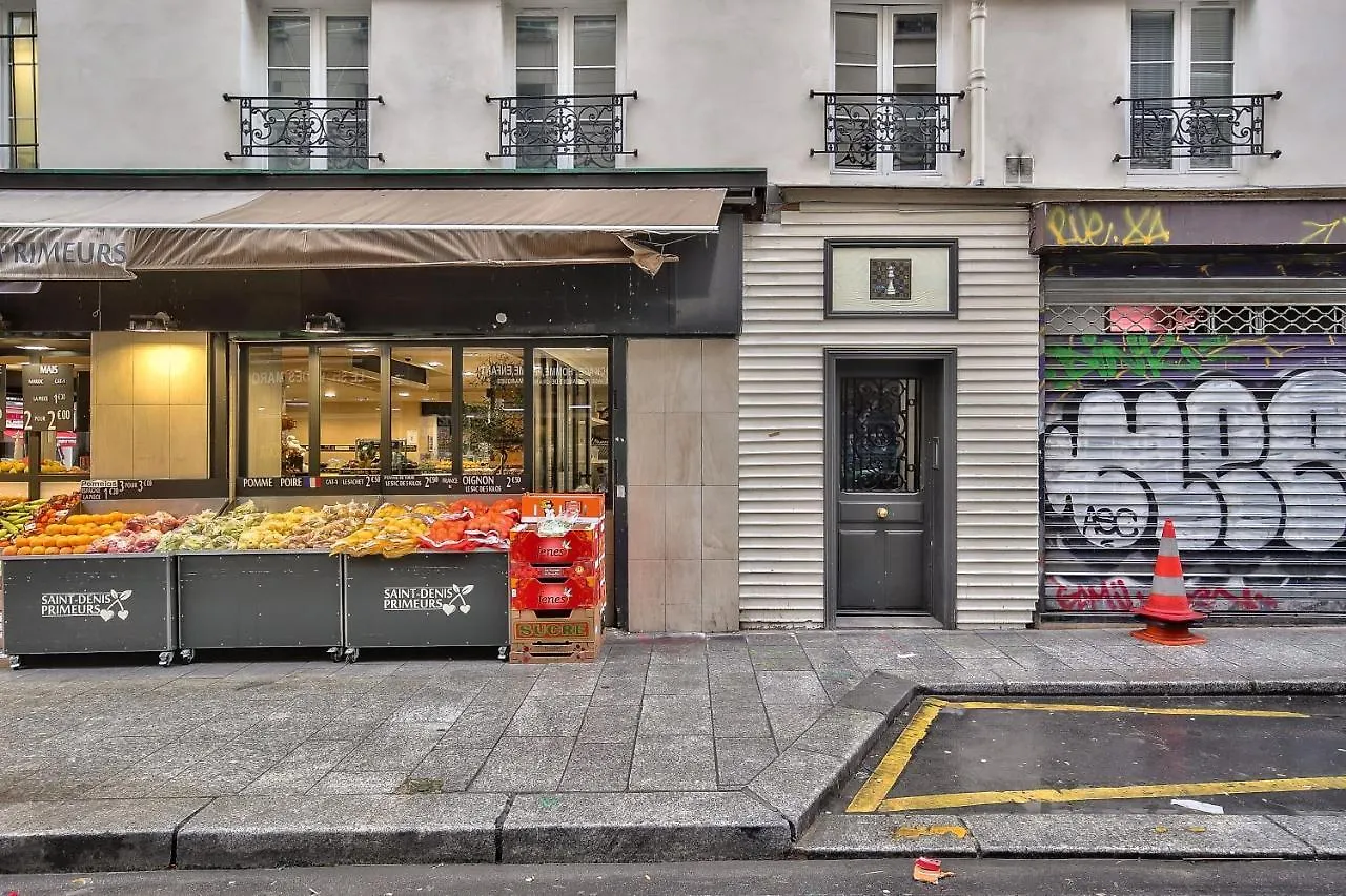 Lejlighed Pretty Mezzanine Studio In The Heart Of Paris Frankrig